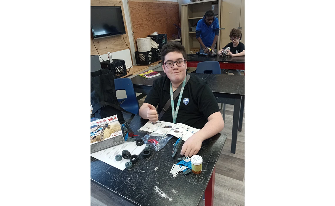 Club des Maniaques de Mécanique 02